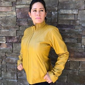 Genuine yellow leather jacket, made in Ecuador